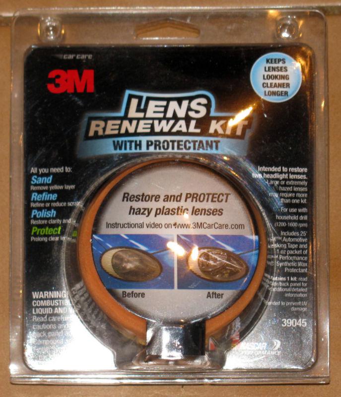New 3m model 39045 automotive headlight lens renewal kit with protectant