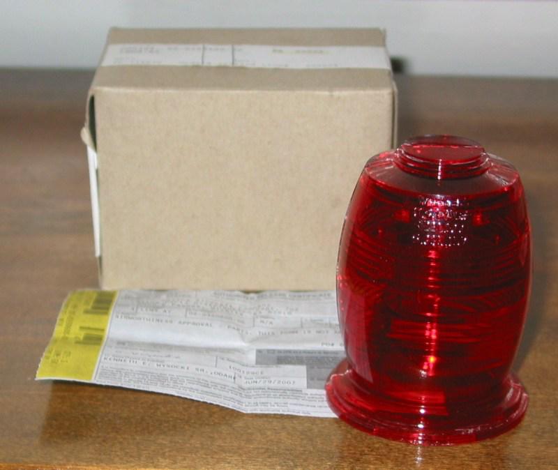 Cessna / whelen - tail beacon lens (red) new in box w/ yellow tag certification