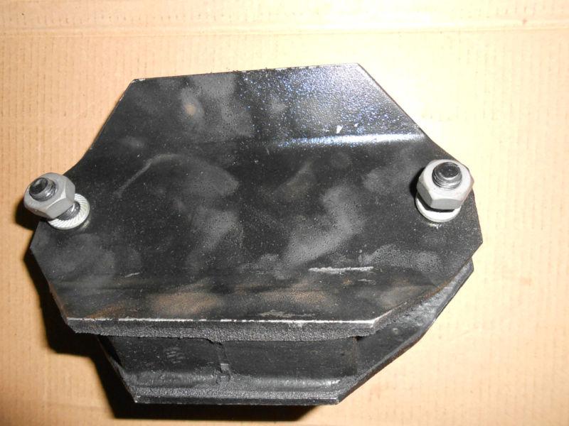 Rear engine mountings insulator for mahindra jeep with 4 speed gear box
