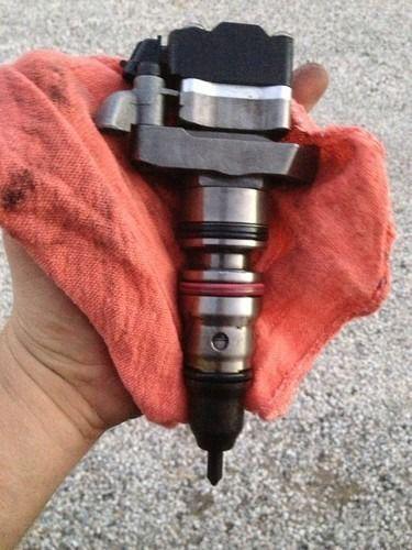 8 - 1993-1998 ford 7.3 injectors