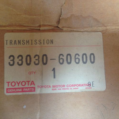 Toyota land cruiser original 33030-60600, transmission assy