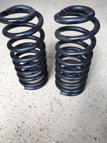 1979-2001 mustang rear coil springs made by moog cc835 also streetbeast rod