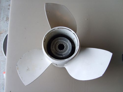 Outboard propeller  13-1/4 x 17  382764