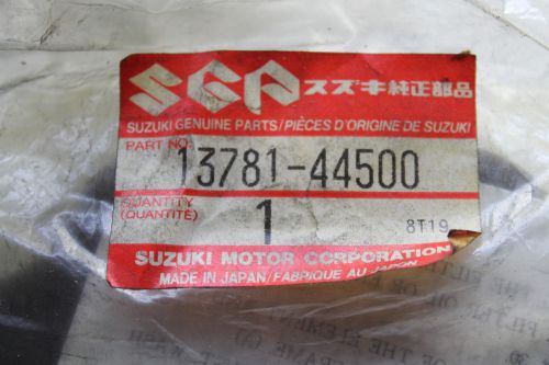1982-1988 gs300 450 suzuki (ssb201) nos oem 13781-44500 filter air cleaner