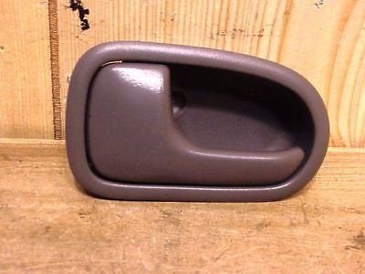 Mazda 626 96-98 1996-1998 interior door handle  driver lh left gray