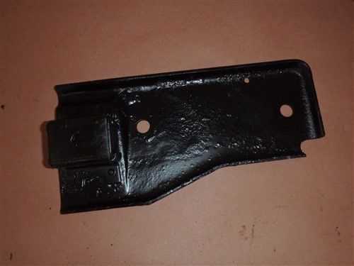 Jeep 4.0l 6 cyl aw4 automatic transmission mounting plate cherokee 97-2001