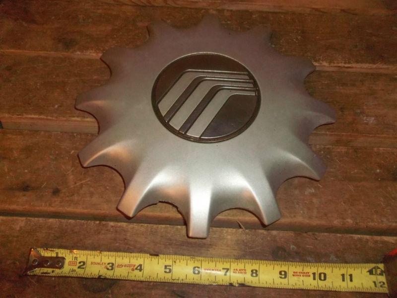 * center cap for 15 inch factory rim - mercury marquis / 1992-1997 / silver