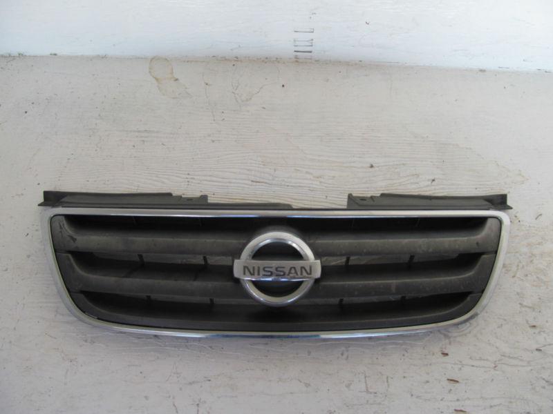 Nissan altima  grille 2002-2004
