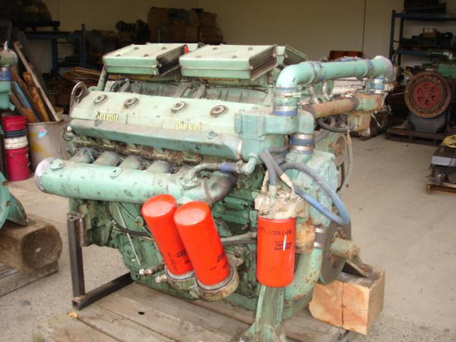  12v-71n detroit diesel, "running " marine engine,w/air starter.