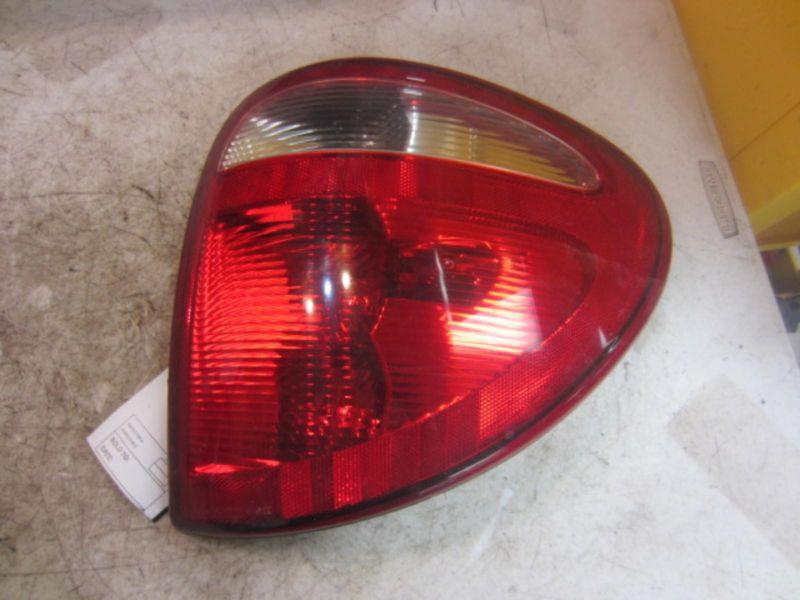 Chrysler town &amp; country r taillight r. 01 02 03