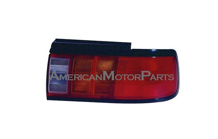 Right replacement outer tail light 93-94 nissan sentra e xe gxe se b655065y60