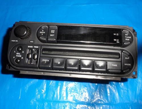 2002-2005 jeep plymouth dodge chrysler, cd player  / am/fm radio