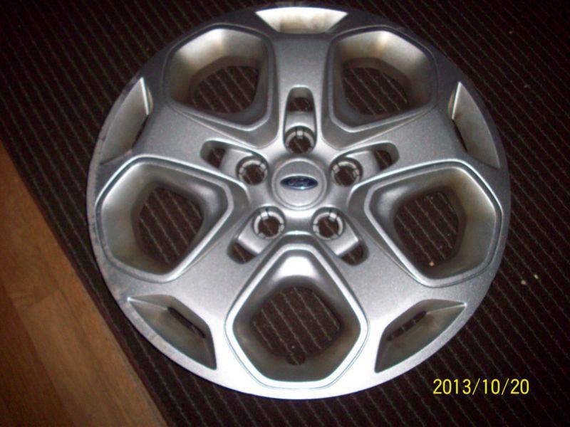 Ford fusion  17" original hubcap wheel cover  