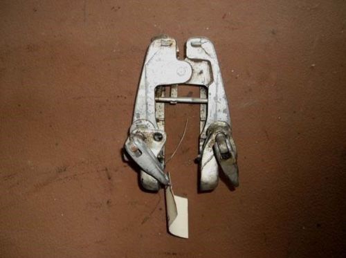 F3a960 1949 evinrude zephyr bracket clamp from model 4429