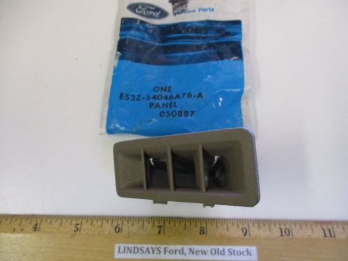 Ford 1985/1987 tempo &amp; topaz &#034;panel/register&#034; (instrument panel defogger) r.h.
