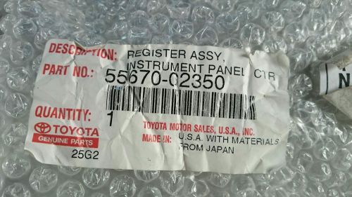 Toyota oem 12-13 corolla instrument panel-center grille 5567002350