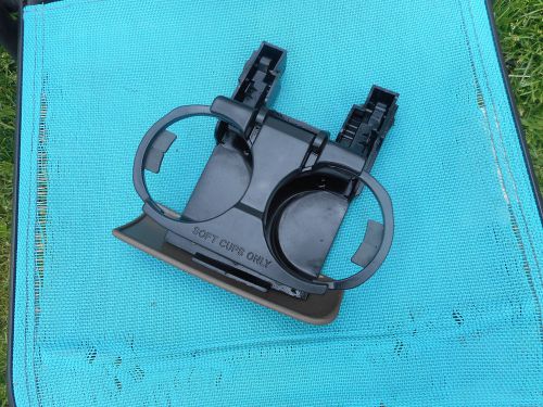 Toyota sequoia tundra 01 02 03 04 05 06 dash front cup holder oem brown