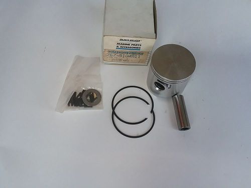 Piston for a mercury outboard motor 767-9104a11, 767-9104t19