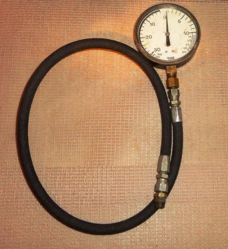 Vintage in. hg vac  gauge  retarded marshall town 3-1/2&#034; w/34&#034; hose and fittings
