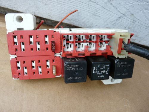 Peterbilt 387 sleeper main power diagnostics  electrical fuse/relay box block