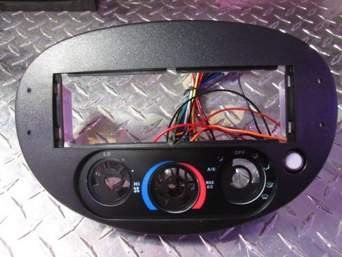 Ford escort cd player radio mounting kit dash 97-03 oval style temperature cont