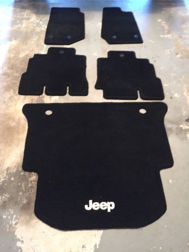 Set of 5 floor mats 2015 jeep wrangler unlimited 4 doors.