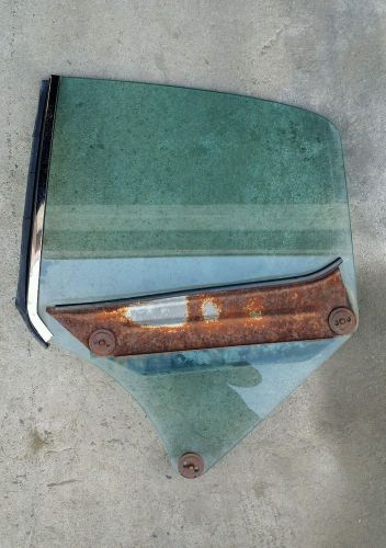 Original chevrolet caprice  1966 1967 left rear quarter tinted  glass used