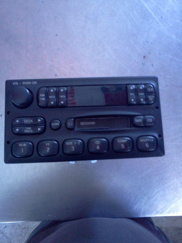 ★★1995-97 explorer oem radio am fm cassette tape premium sound stereo-ranger★★