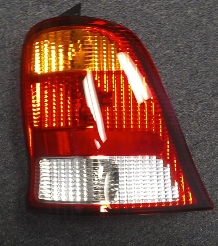 Right tail lamp assembly 2003 ford windstar