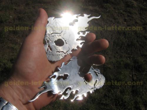 Fire flamee skull,left-right,pair,metal,new (jus-rfp-7n)