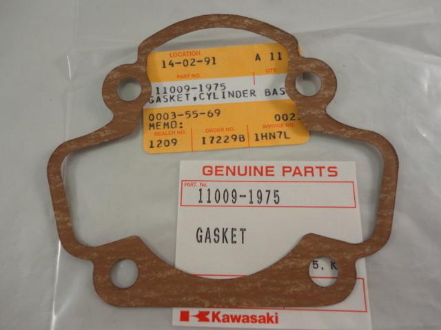 Nos kawasaki gasket cylinder base  kx80 1982 -1985  kx60  1983 - 1998 11009-1975