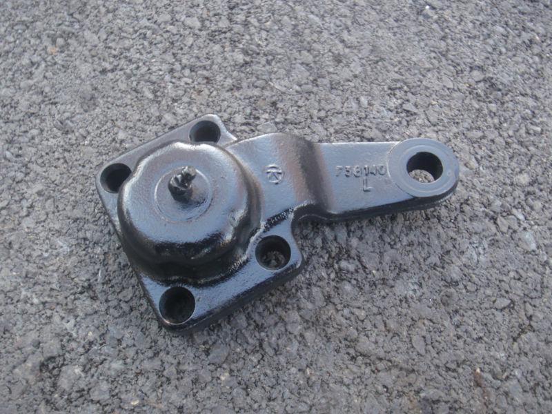 Chevy dana 60 king pin steering arm / 4wd