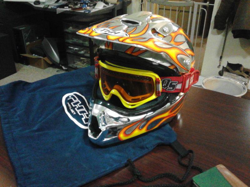 Thh jolt tx-10 chrome/red flame motocross helmet lg