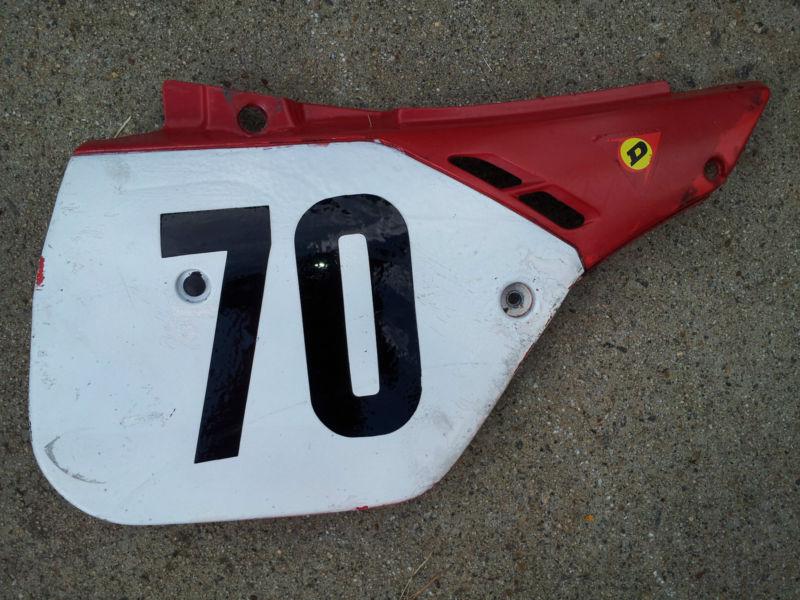1988 honda cr 125 right side number plate