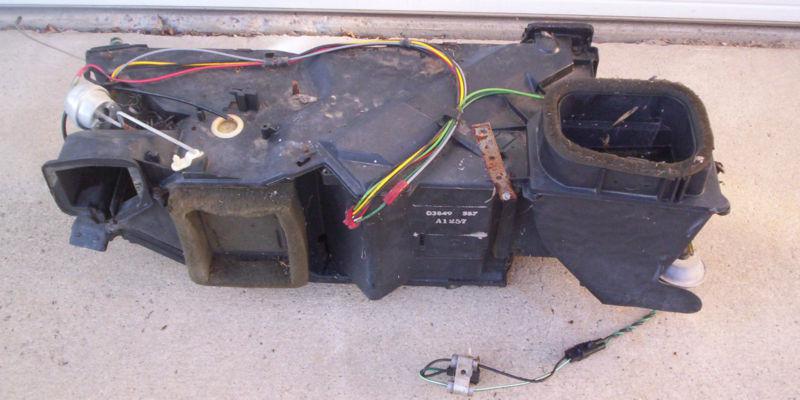 87  plymouth  reliant  heater/defroster,  a/c  assembly    --check this out--