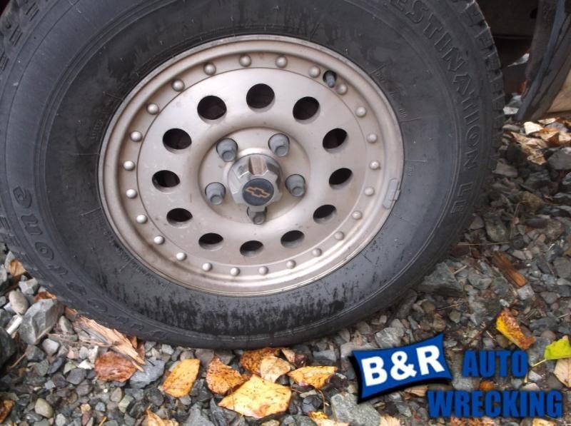 Wheel/rim for 91 92 93 94 s10 blazer ~ 4x4 15x7 alum 12 hole 4916852