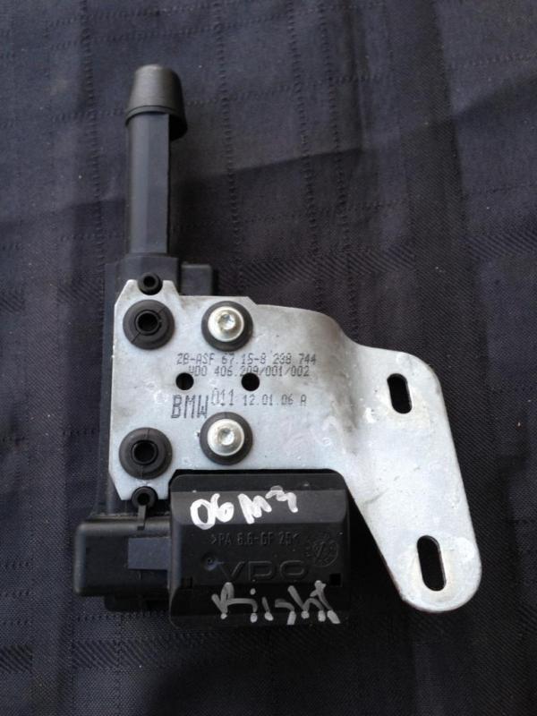 Bmw e46 m3 coupe rear right quarter triangle window motor actuator pusher opener