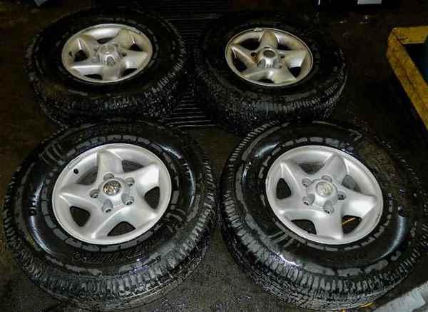 96-01 ram 1500 16" alloy wheels rims tires set oem lkq
