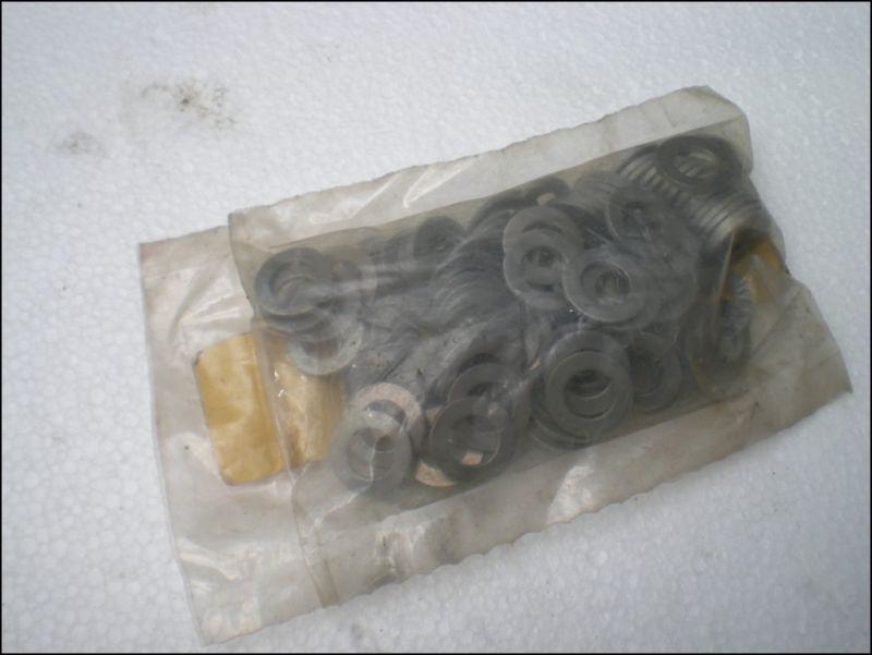 Porsche 911 / 930 / 914-6 valve cover bolt washers (package of 100) 8.4x15x1.5mm