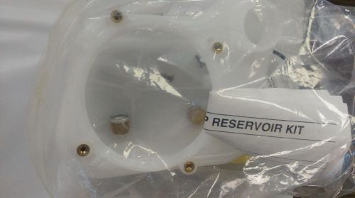 New reservior kit merc 883166a 2 new style reservior w/cap, screws &amp; strainers