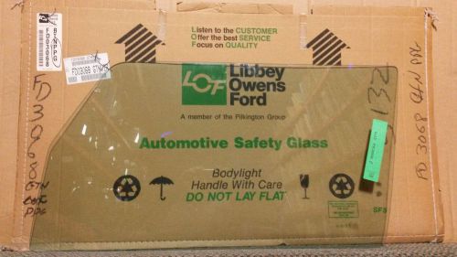 New 1979-92 saab 900 2dr hatchback drivers side door glass green tint