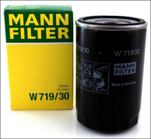 Three new mann w719/30 engine oil filters with extras