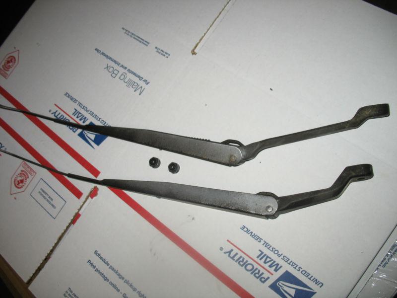 1988-1991 honda crx / civic windshield wiper arms