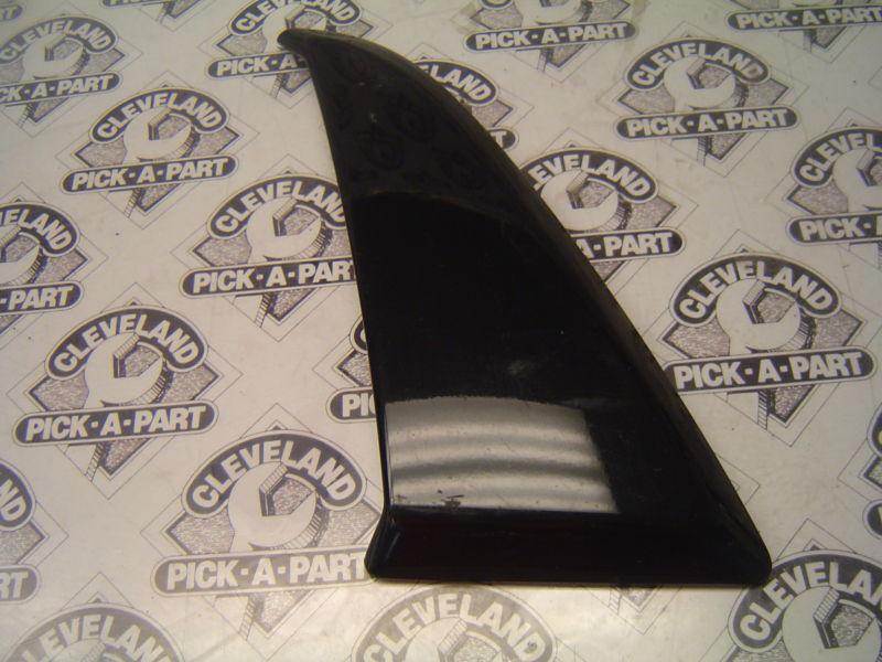 10-12 ford mustang gt coupe oem rh passengers quarter window vent trim cover