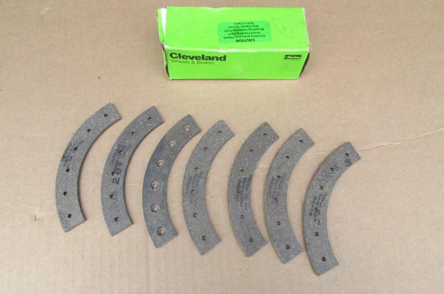 Cleveland 66-3 disc brake pads linings 7 in this sale aircraft