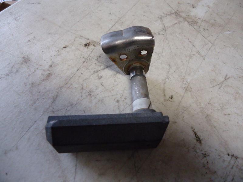 Johnson evinrude outboard port lower engine cowl pan handle 434758-323169