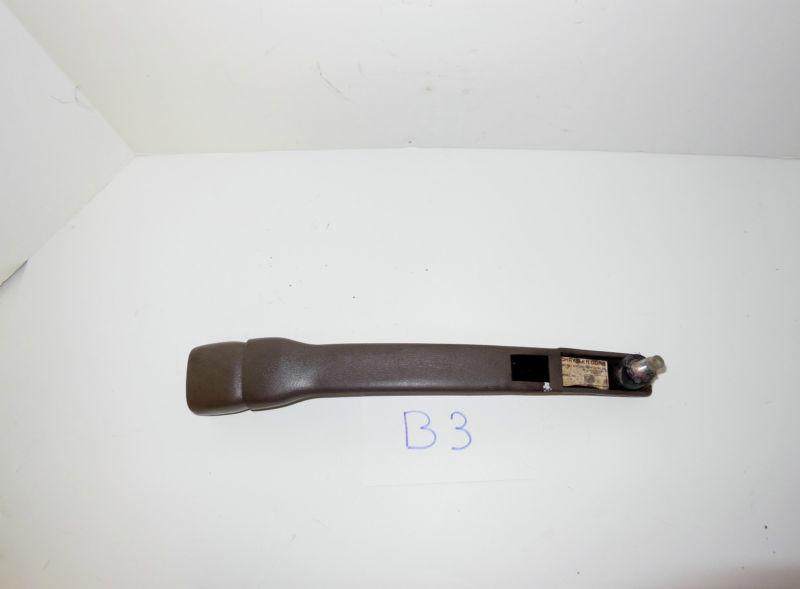 1994 jeep grand cherokee front driver side seat belt latch brown oem 