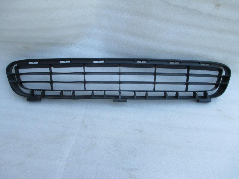 Toyota camry 2007 2008 2009 07 08 09 front bumper lower grille oem 53112-06010