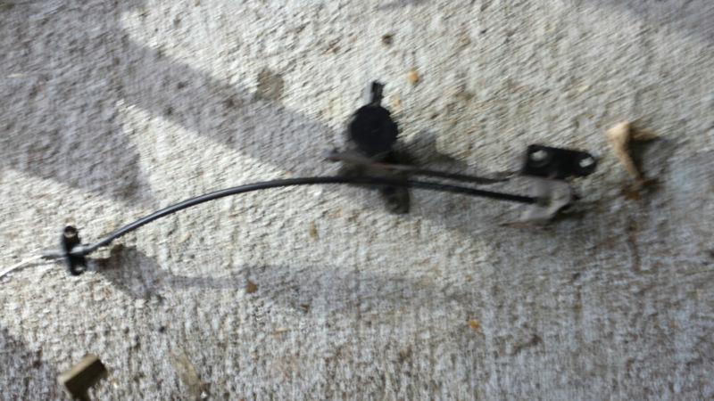 94-98 ford mustang gt throttle cable and bracket  sn95 used 95 96 97
