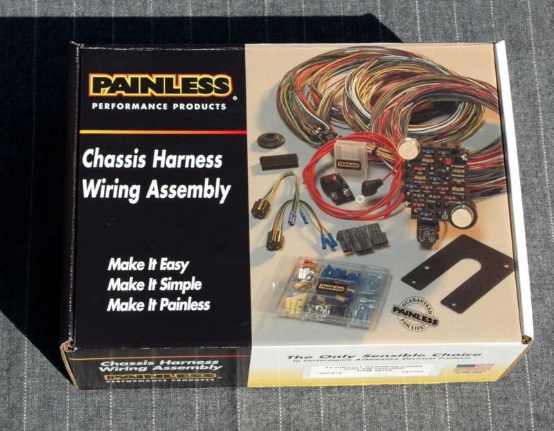 Painless  10102 universal  12 circuit wire harness street rod custom car